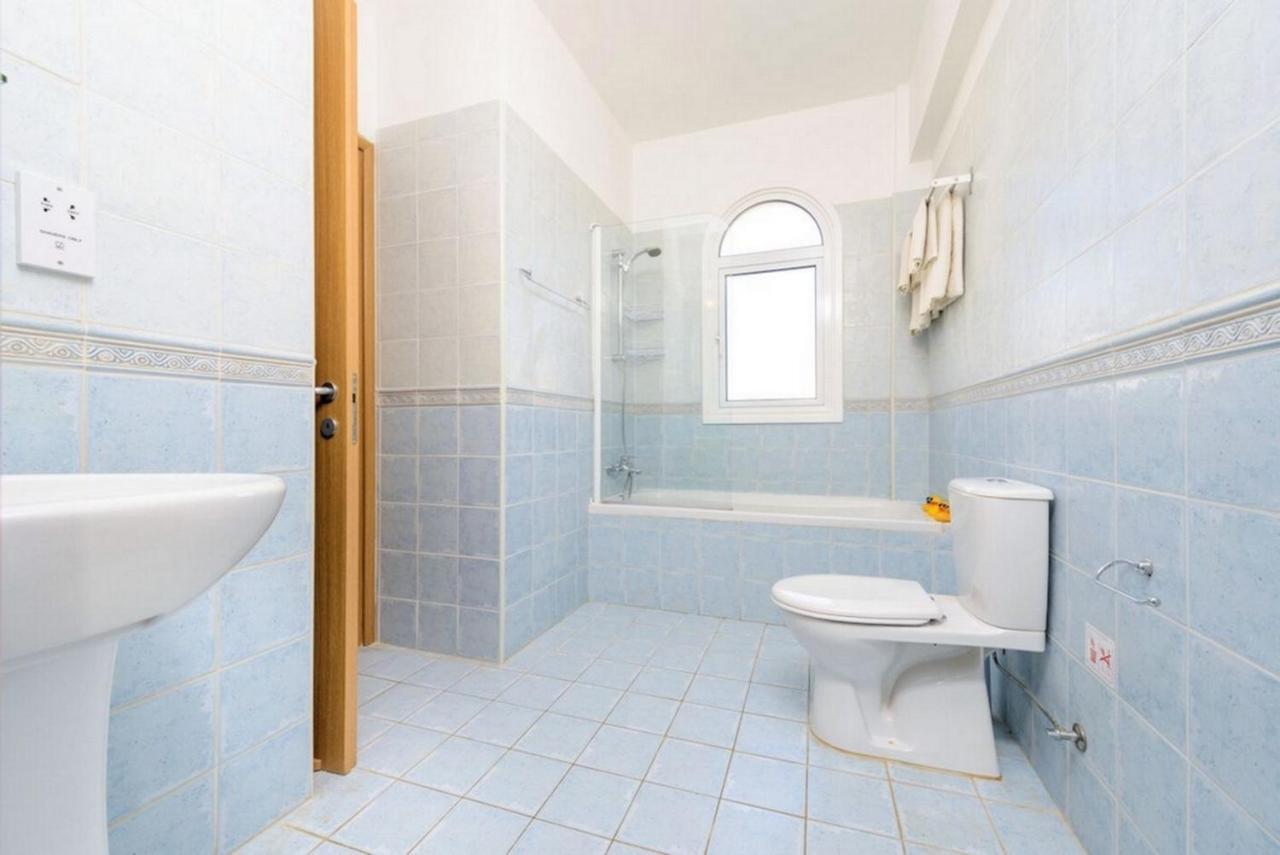 Protaras Villa Athamas Blue ภายนอก รูปภาพ