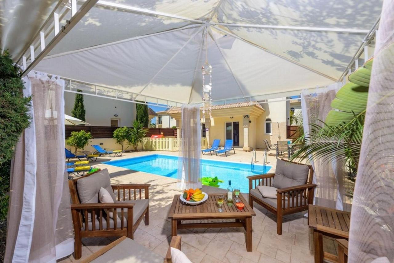 Protaras Villa Athamas Blue ภายนอก รูปภาพ
